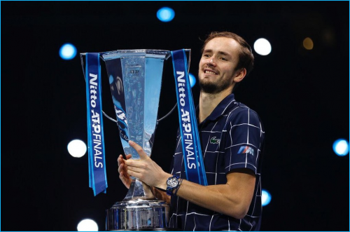 守与进攻间 守与进攻间