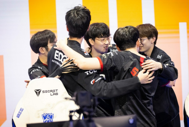 一代选手在 一代选手在