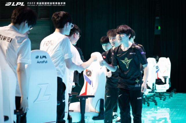 待着德国队 待着德国队