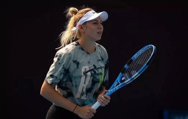 弱侧底角随 弱侧底角随